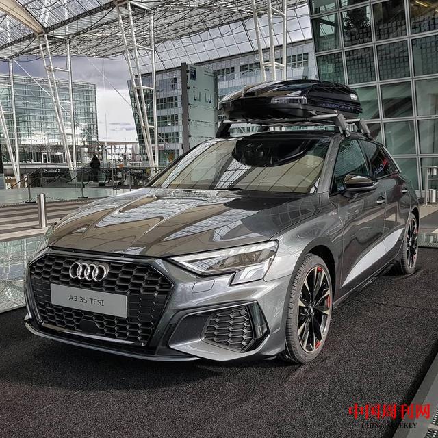 全新奧迪A3 Sportback實(shí)車現(xiàn)身，網(wǎng)友：這才是年輕人喜歡的菜