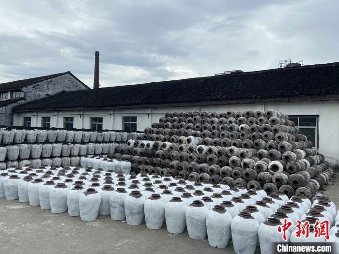 王羲之歸隱地紹興嵊州金庭觀 項(xiàng)菁 攝 王羲之歸隱地紹興嵊州金庭觀 項(xiàng)菁 攝