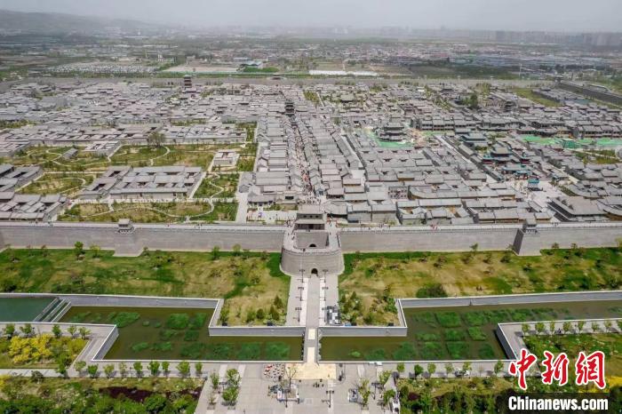 600年歷史太原古縣城開城 “鳳凰城”正式迎客 600年歷史太原古縣城開城 “鳳凰城”正式迎客