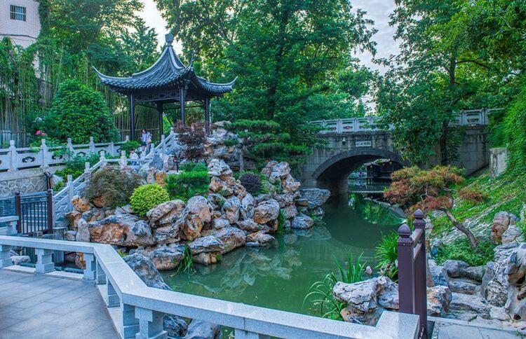 揚(yáng)州:小亭秋色滿 盡顯古韻美