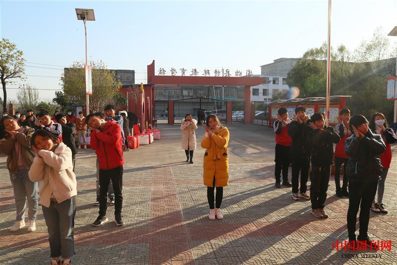 f86dad5b4d643d8f63de183de7f74d7.jpg f86dad5b4d643d8f63de183de7f74d7.jpg