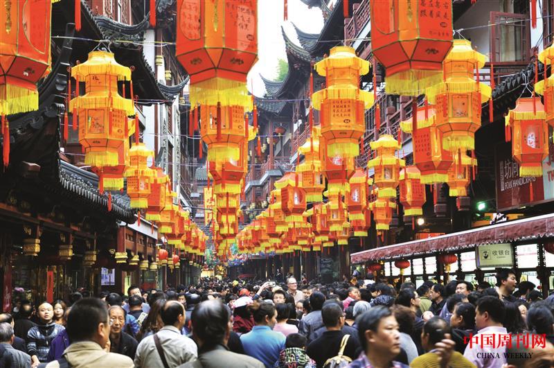 逛上海豫園商城的人流.jpg 逛上海豫園商城的人流.jpg