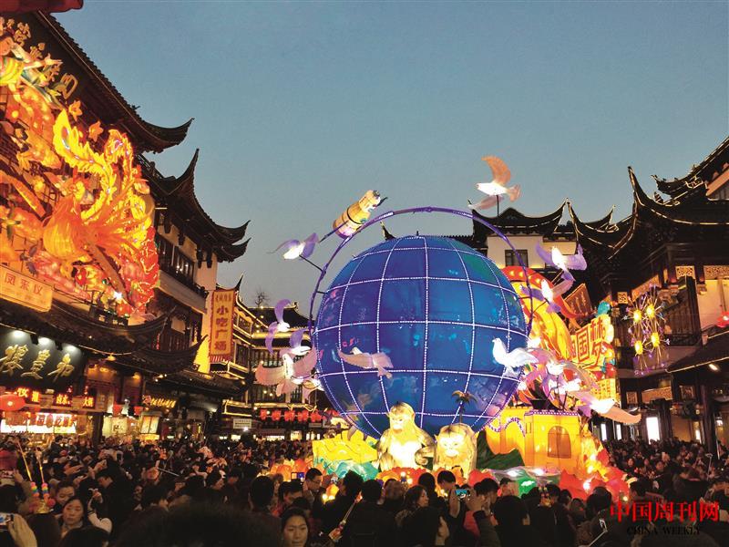 攝圖網(wǎng)_501128549_新年城隍廟燈會(企業(yè)商用).jpg 攝圖網(wǎng)_501128549_新年城隍廟燈會(企業(yè)商用).jpg