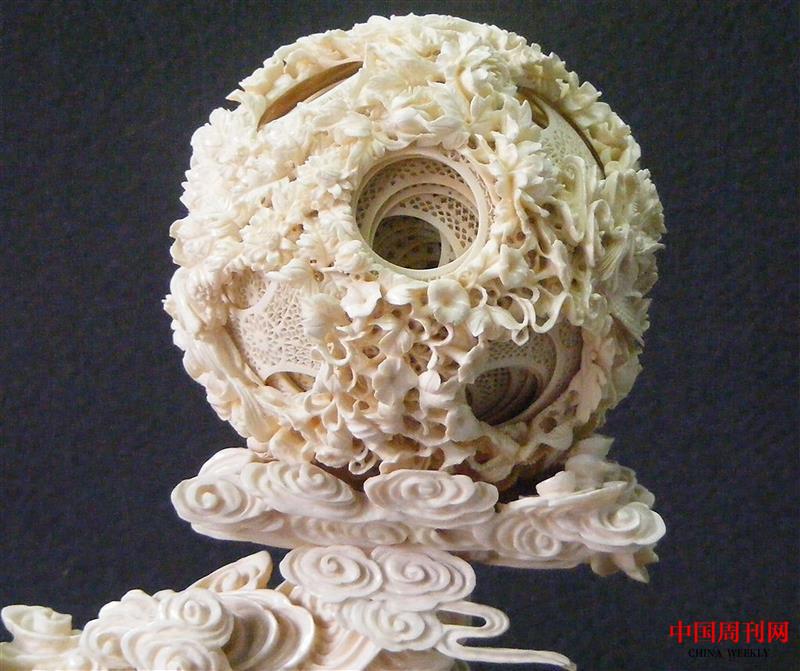 多層象牙雕繡球.jpg 多層象牙雕繡球.jpg