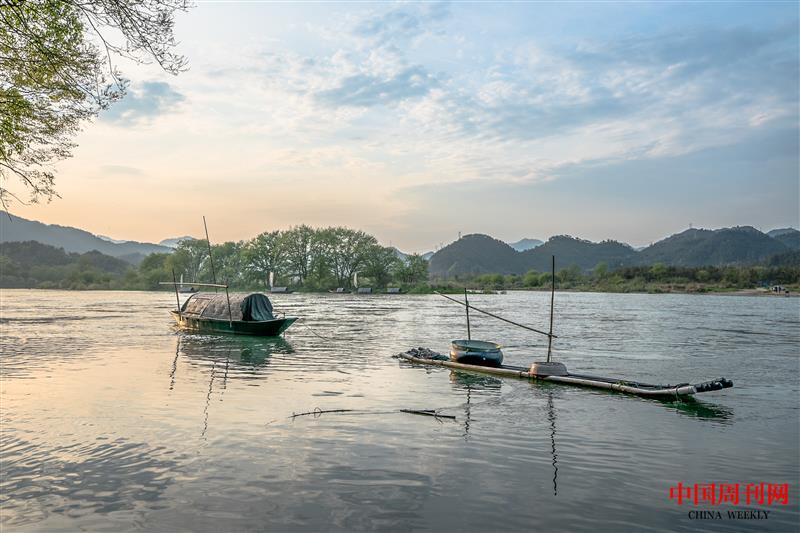 攝圖網(wǎng)_500650012_古堰畫(huà)鄉(xiāng)小舟夕陽(yáng)(企業(yè)商用).jpg 攝圖網(wǎng)_500650012_古堰畫(huà)鄉(xiāng)小舟夕陽(yáng)(企業(yè)商用).jpg